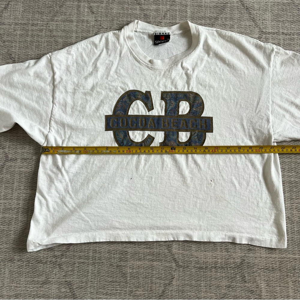 Vintage 1990s Cocoa Beach Florida Women’s White Graphic Crop Top Tee Shirt - Picture 6 of 10